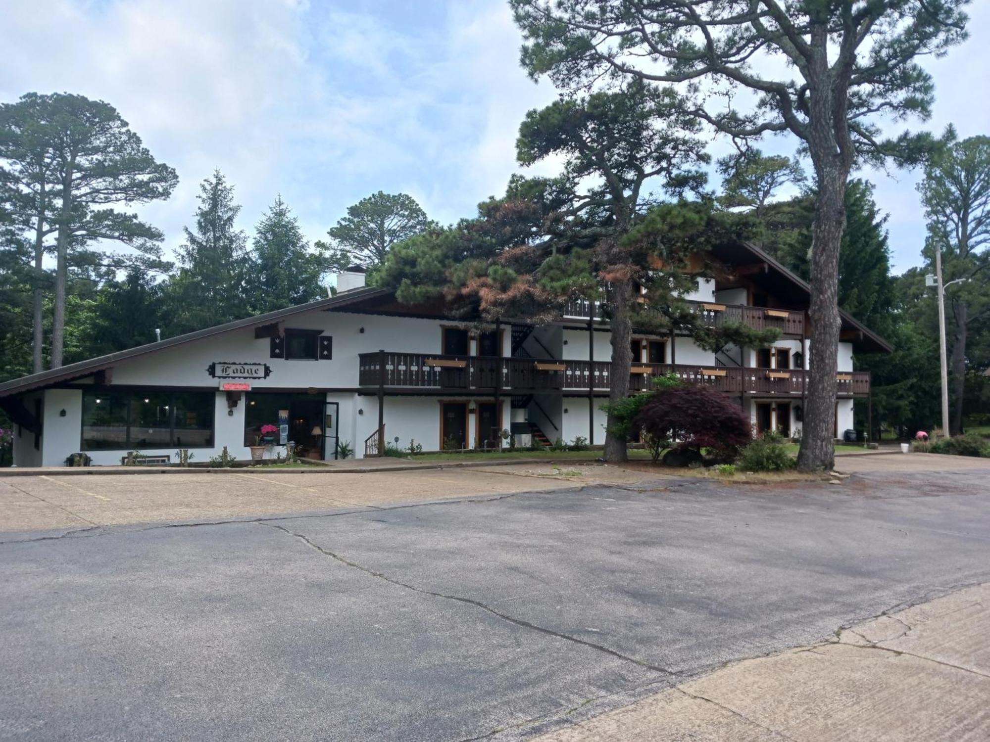Bavarian Inn Motel & Restaurant Eureka Springs Dış mekan fotoğraf