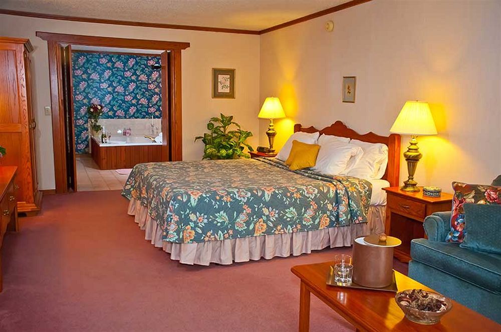 Bavarian Inn Motel & Restaurant Eureka Springs Dış mekan fotoğraf